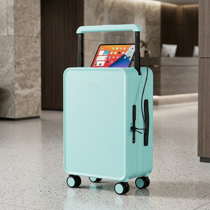 Scratch Resistant USB Charging Spinner Luggage